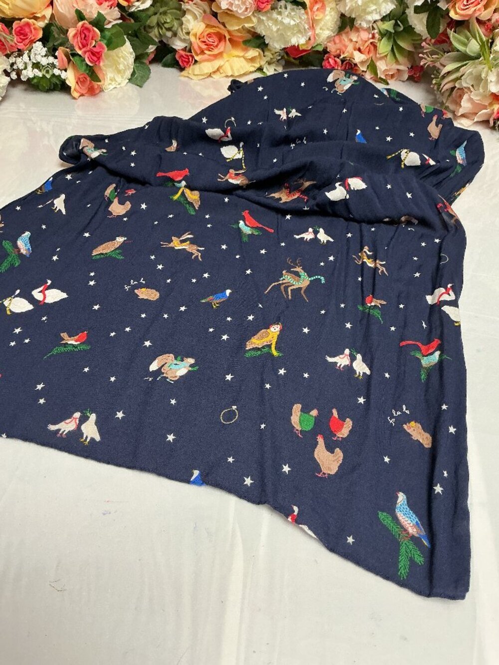 White House Black Market Navy Woodland Animal Novelty Scarf Rayon Blend 77.5in